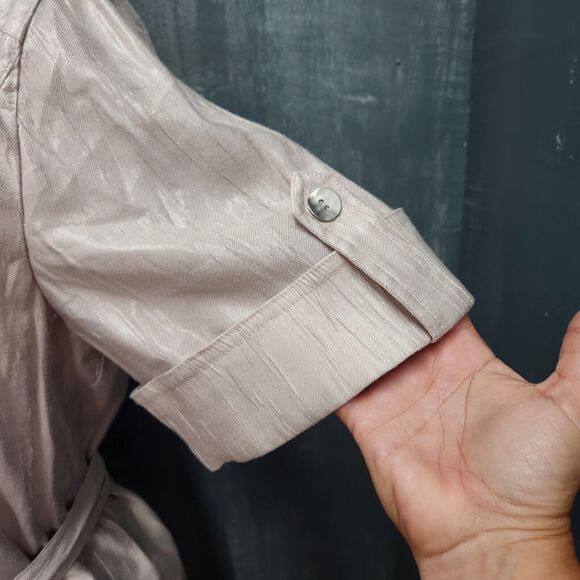 Chico's Button Front Shirt Dress Beige Shimmer 3.5/ XL Short Sleeves Pockets - Picture 3 of 15